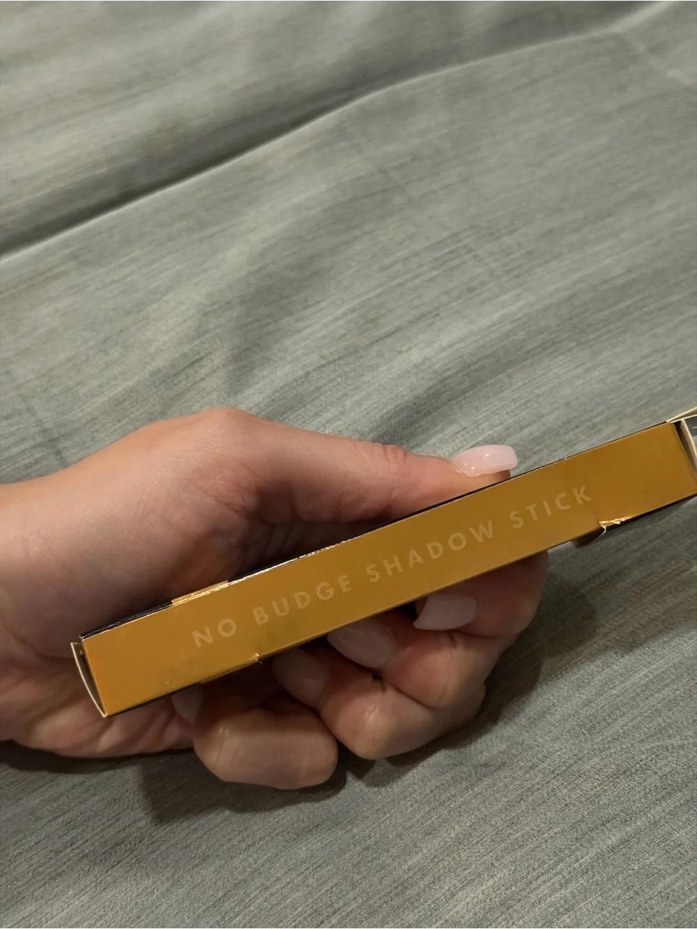 Elf cosmetics No Budge Shadow Stick - Golden Goddess